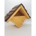 Johnston & Jeff Robin Nest Box With Shingles (Teak Brown)